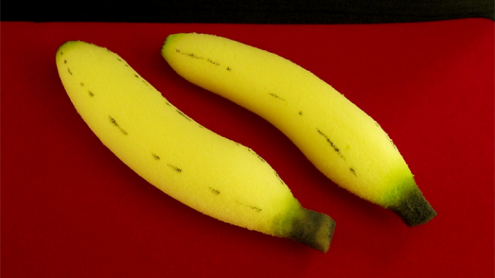Sponge Bananas (medium/2 pieces) by Alexander May - Banane di spugna