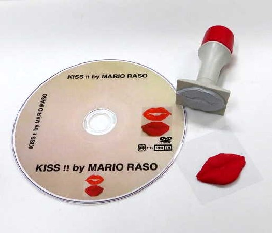 KISS by Mario Raso - La carta con il Bacio 3D