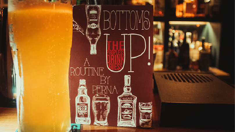 Bottoms Up by Perna - indovina un drink pensato - Book