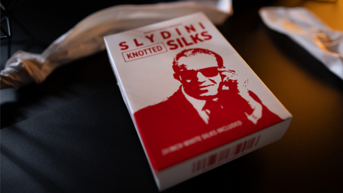 Slydini's Knotted Silks (White / 24 Inch)  by Slydini & Murphy's Magic - I Foulard di Slydini