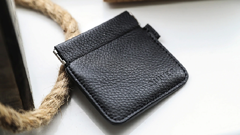 Quiver (Gimmick & Online Instructions) by Kelvin Chow